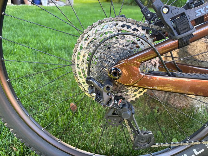 Used Focus THRON² 6.8 EQP 2023 2023 Mountainbike, Orange, other — image 3 of 9