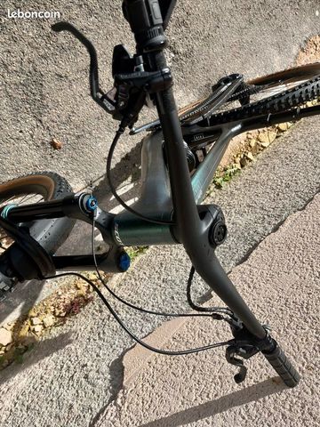 Used Scott Genius 910 2023 2023 Mountainbike, Black — image 8 of 12