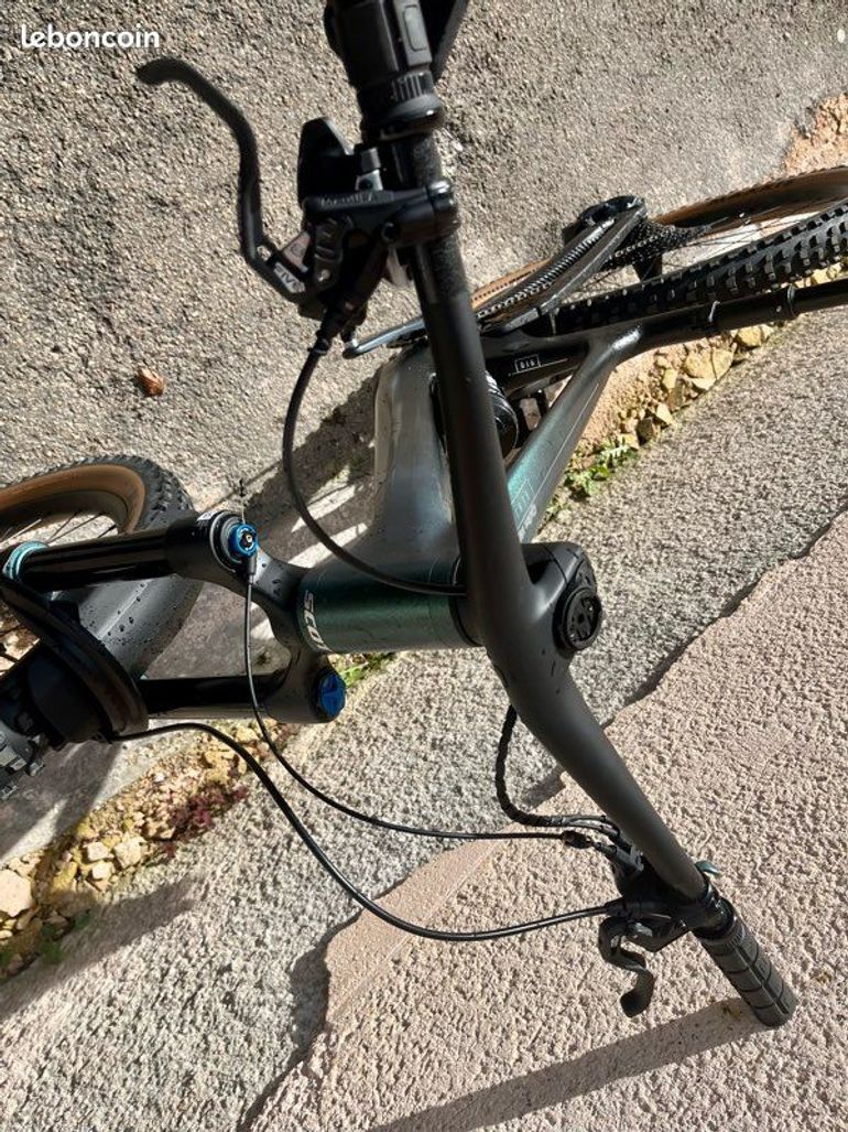 Used Scott Genius 910 2023 2023 Mountainbike, Negro — image 8 of 12