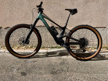 Used Scott Genius 910 2023 2023 Mountainbike, Negro — image 10 of 12