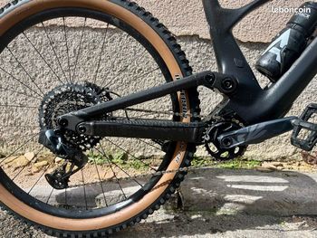 Used Scott Genius 910 2023 2023 Mountainbike, Negro — image 4 of 12