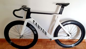 Used Canyon Aeroad CF SLX 8 Disc Di2 2022 Frameset 2022 Racefiets & gravel