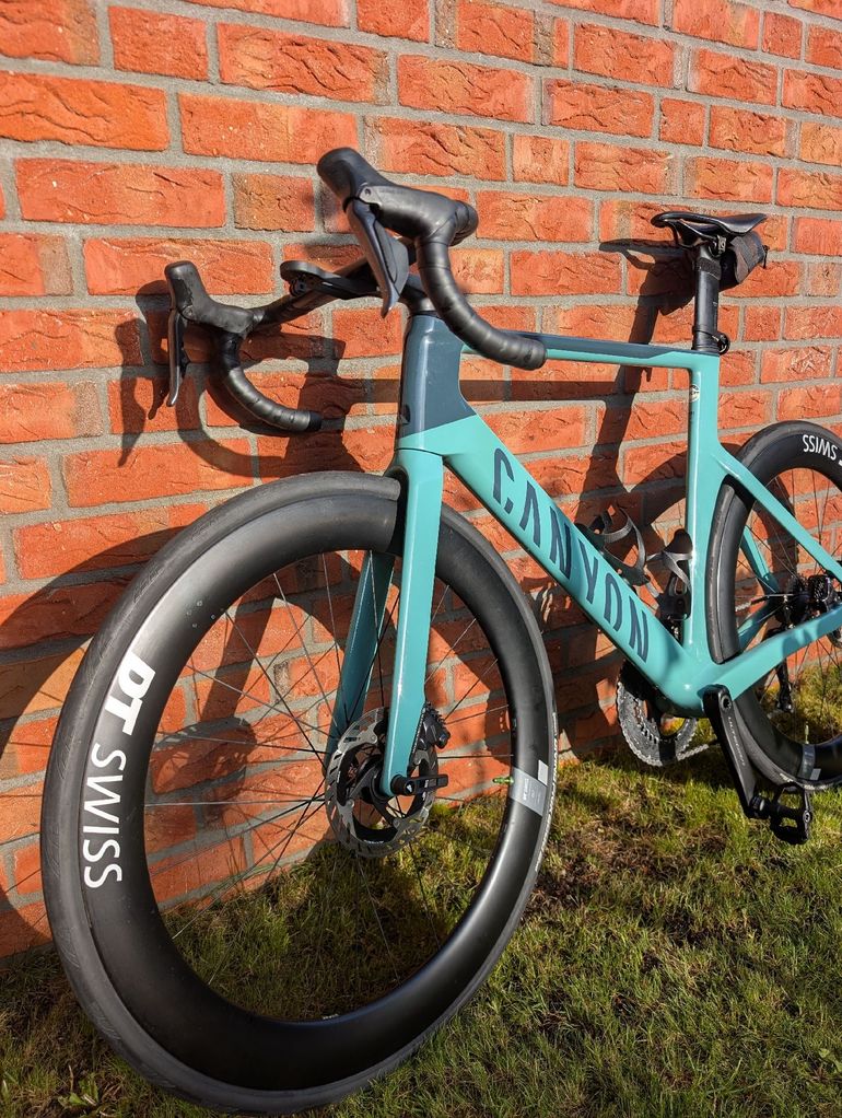 Used Canyon Aeroad CF SLX 8 Di2 2023 2023 Road & Gravel, Grün — image 2 of 8