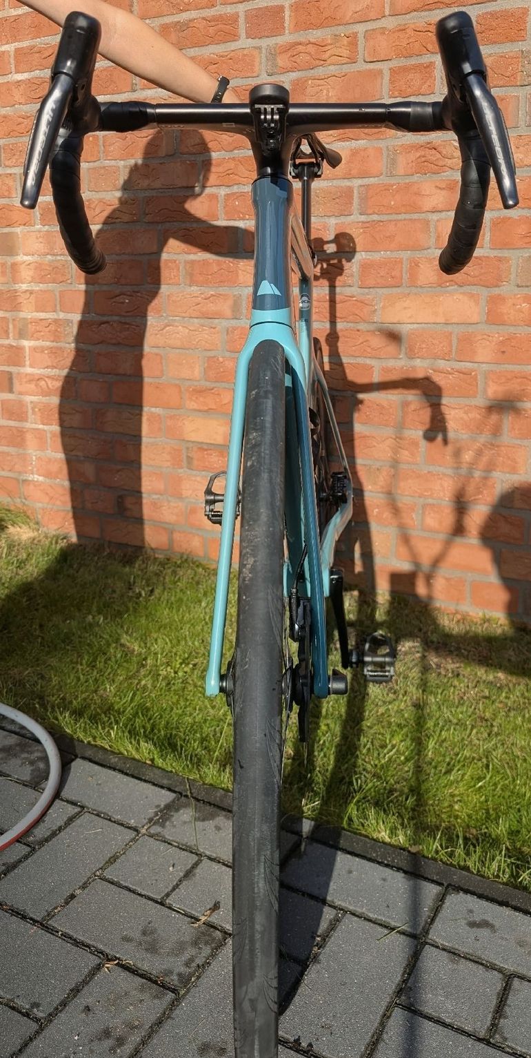 Used Canyon Aeroad CF SLX 8 Di2 2023 2023 Road & Gravel, Grün — image 3 of 8