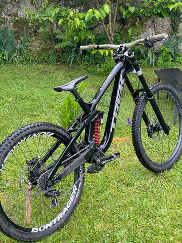 Trek Session 8 2025 2025 Mountainbike usato, Nero — immagine 3 di 21
