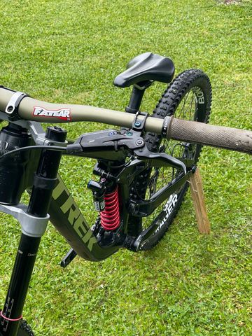 Trek Session 8 2025 2025 Mountainbike usato, Nero — immagine 8 di 21