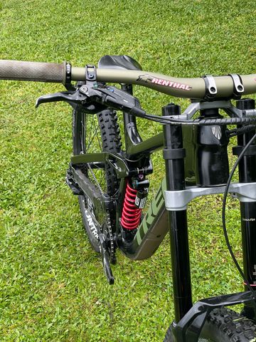 Trek Session 8 2025 2025 Mountainbike usato, Nero — immagine 10 di 21