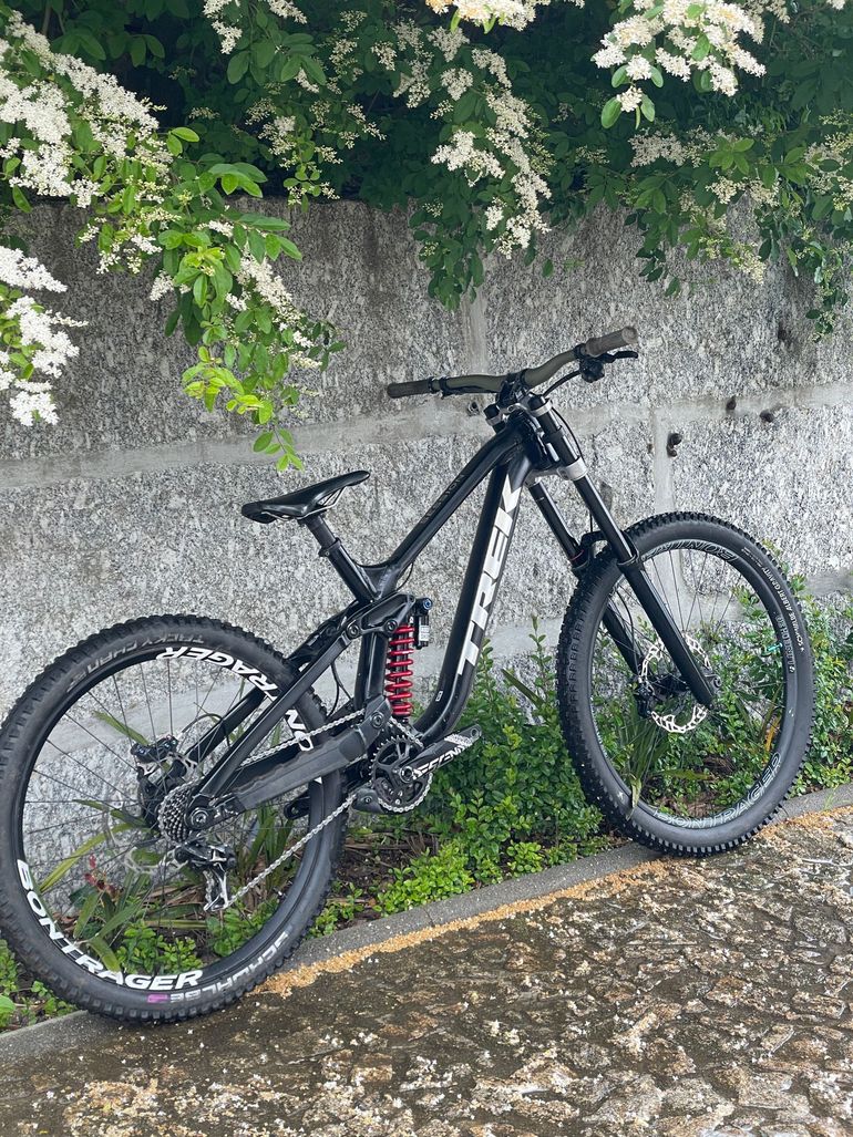 Used Trek Session 8 2025 2025 Mountainbike, Schwarz, 29 — image 13 of 15