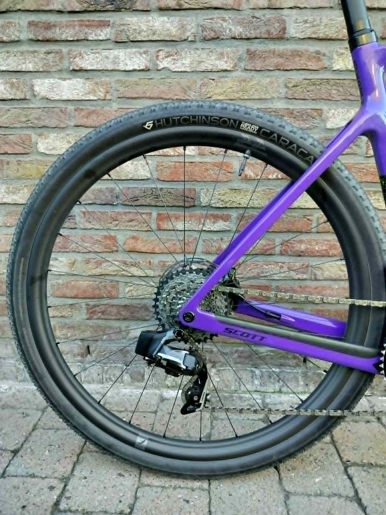 Used Scott Addict Gravel 10 2024 2024 Road & Gravel — image 2 of 11