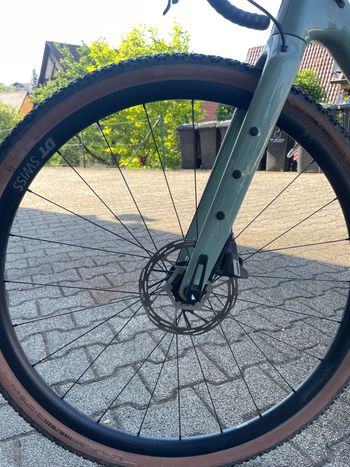 Used Canyon Grizl 6 1BY 2024 2024 Road & Gravel, Green — image 4 of 8