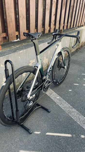 Used Elves Falath SRAM Force eTap AXS 2025 Road & Gravel — image 5 of 7