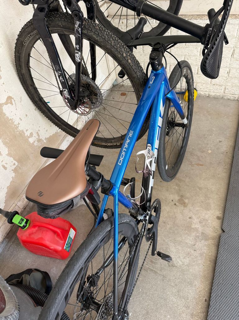 Used Trek Domane AL 5 Gen 4 2025 2025 Road & Gravel, Blue — image 8 of 8