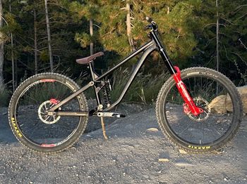 Used grin Grin Custom Frameset 2025 MTB