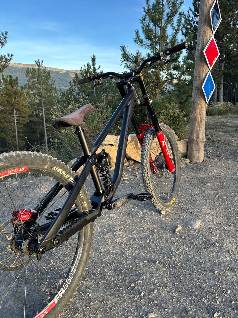 Used grin Grin Custom Frameset 2025 Mountainbike — image 2 of 4