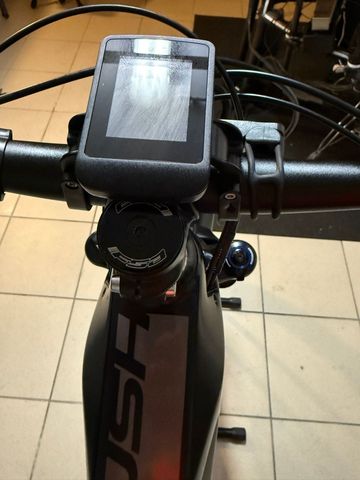 Used Whistle Custom Shimano Deore XT 2024 Mountainbike, Black, 29 — image 4 of 13