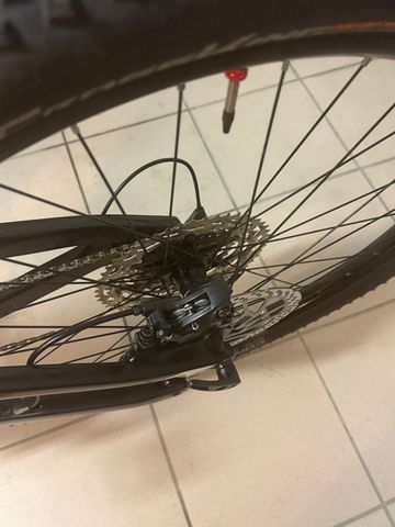 Used Whistle Custom Shimano Deore XT 2024 Mountainbike, Black, 29 — image 10 of 13
