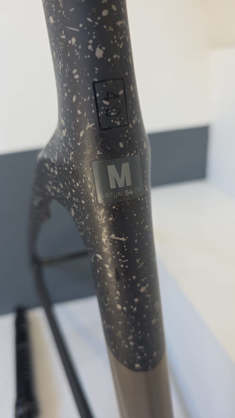 Used Scott Addict Gravel 40 2024 Frameset 2024 Road & Gravel — image 5 of 5