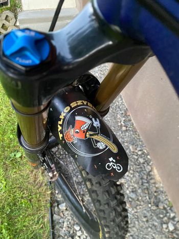 Used Trek Slash 8 Gen 5 2023 2023 Mountainbike — image 11 of 12