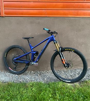 Used Trek Slash 8 Gen 5 2023 2023 MTB