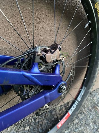 Used Trek Slash 8 Gen 5 2023 2023 Mountainbike — image 9 of 12