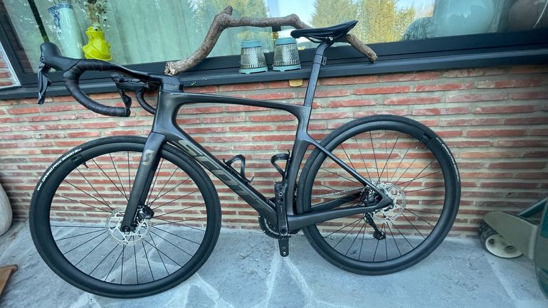 Used Scott Foil RC 10 2022 2022 Road & Gravel — image 2 of 12