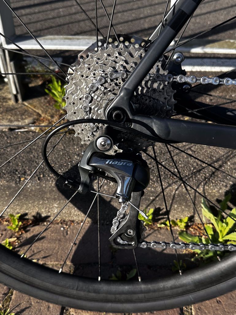 Used CUBE ATTAIN, RACE 2025 2025 Road & Gravel — image 8 of 8