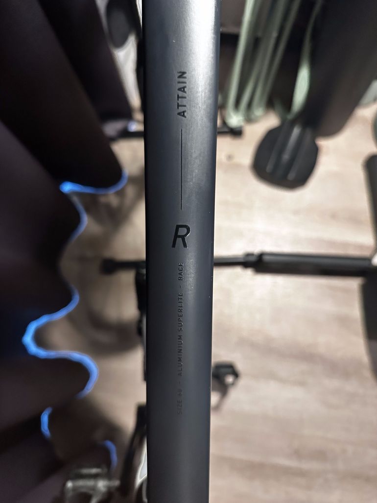 Used CUBE ATTAIN, RACE 2025 2025 Road & Gravel — image 3 of 8
