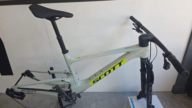 Used Scott Spark RC World Cup (EU) 2024 2024 Mountainbike, White — image 1 of 3