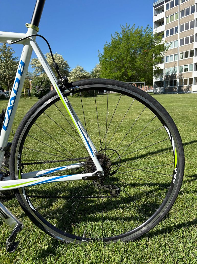 Used Cannondale Caad Shimano Tiagra 2014 Road & Gravel — image 5 of 10