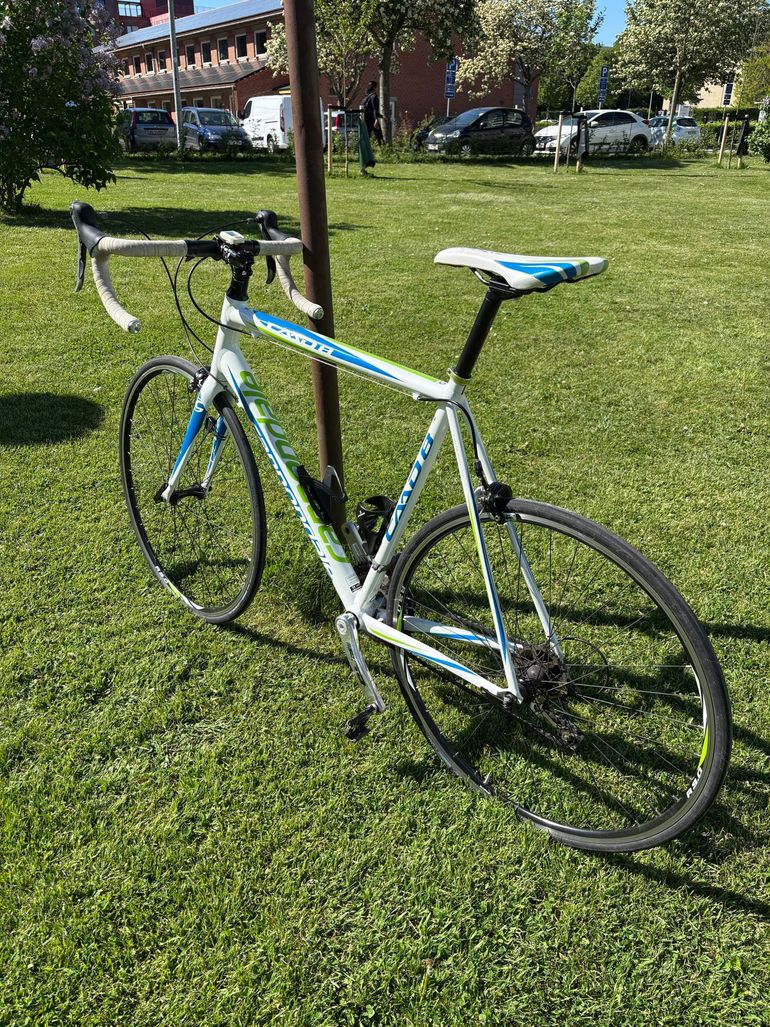 Used Cannondale Caad Shimano Tiagra 2014 Road & Gravel — image 2 of 10