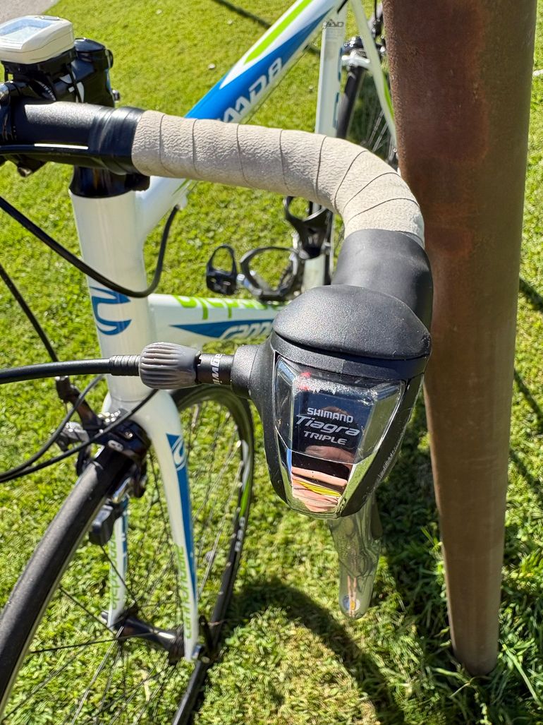 Used Cannondale Caad Shimano Tiagra 2014 Road & Gravel — image 9 of 10