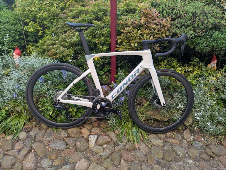 Used Conor VOLCANO Shimano 105 Di2 2026 Road & Gravel, White — image 1 of 10