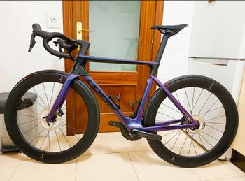Used LOOK 795 BLADE RS MODELO COFIDIS TOPE GAMA LOOK 795 BLADE RS MODELO COFIDIS TOPE GAMA Custom Shimano Ultegra Di2 2025 Road & Gravel, Violett — image 2 of 14