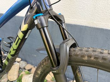 Used Trek Fuel EX 8 Gen 5 2023 2023 Mountainbike, Blau, 29 — image 5 of 9