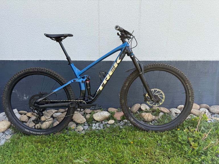Used Trek Fuel EX 8 Gen 5 2023 2023 Mountainbike, Blau, 29 — image 2 of 9