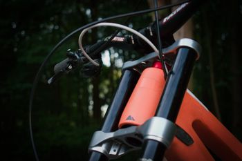 Used Canyon Sender CFR 29 Underdog 2023 2023 Mountainbike, Orange, 29 — image 8 of 10