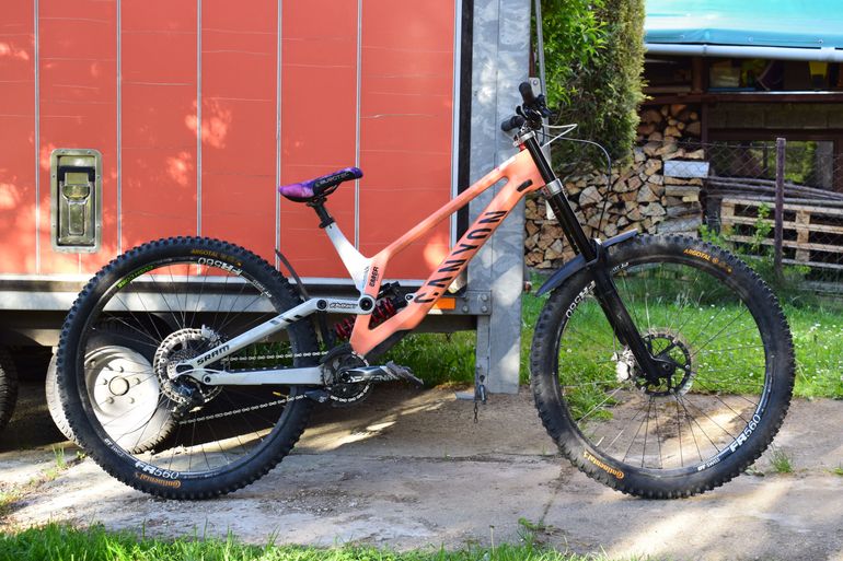 Used Canyon Sender CFR 29 Underdog 2023 2023 Mountainbike — image 3 of 12