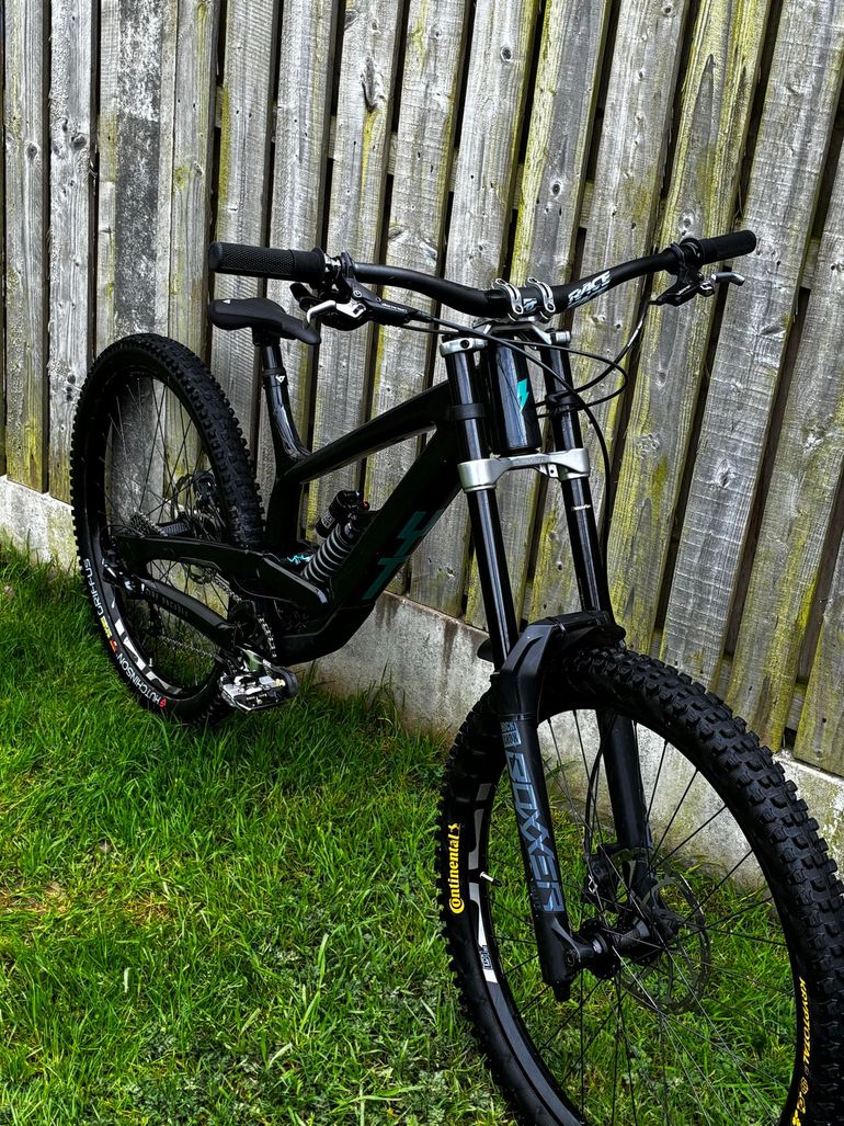 Used YT Industries Tues CORE 2 27 2023 2023 Mountainbike — image 6 of 6