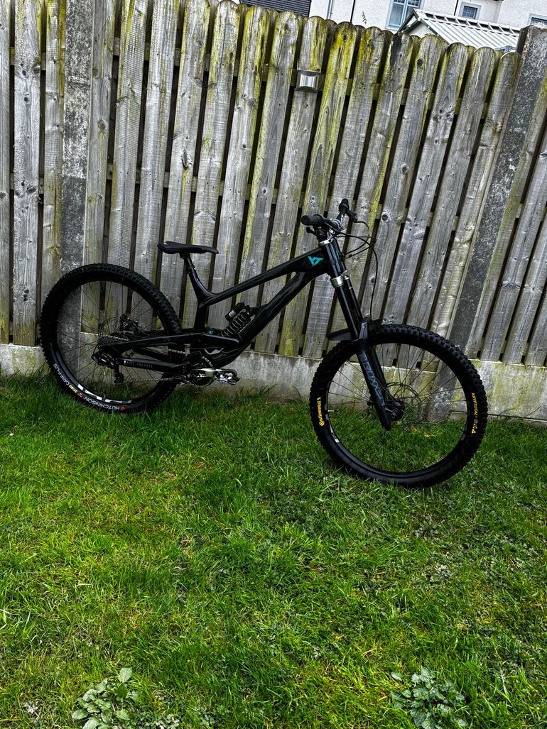 Used YT Industries Tues CORE 2 27 2023 2023 Mountainbike — image 5 of 6