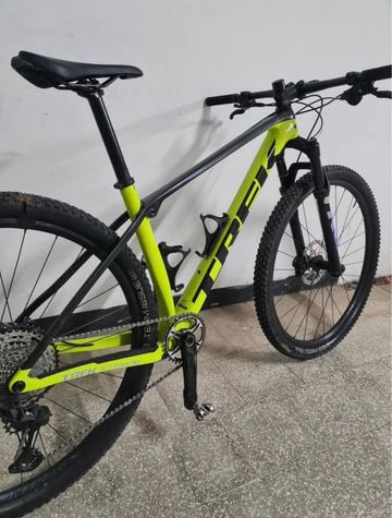 Trek Procaliber 9.6 2024 2024 Mountainbike usato, Verde — immagine 1 di 3
