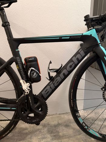 Used Bianchi Aria 105 2021 2021 Road & Gravel, Black — image 3 of 3