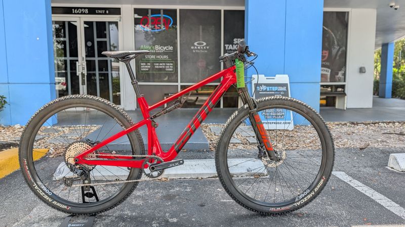 Used BMC Fourstroke 01 THREE 2026 2026 MTB