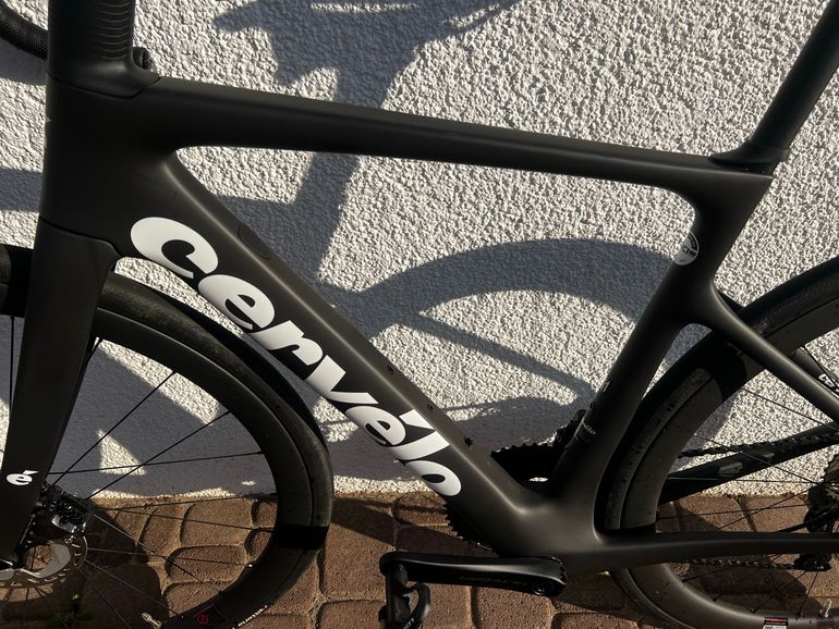 Used Cervélo Caledonia-5 Ultegra Di2 2023 2023 Road & Gravel, Schwarz — image 5 of 8
