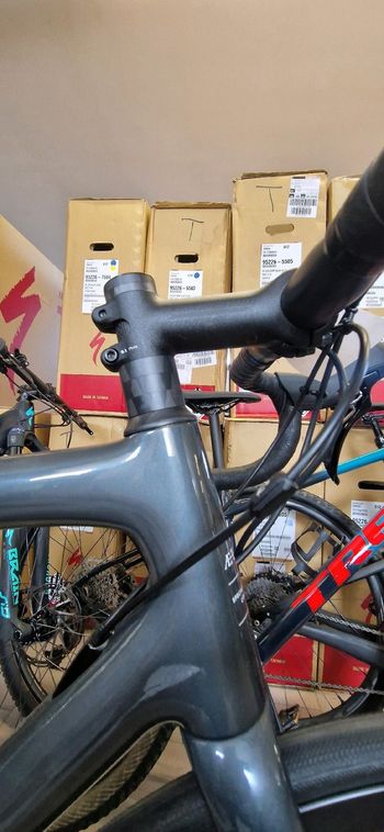 Used Specialized Aethos Sport - Shimano 105 2025 2025 Road & Gravel, Light Gray — image 12 of 27