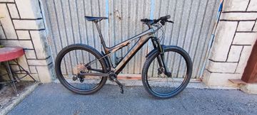Brugt Trek E-Caliber 9.6 Gen 2 2022 2022 Mountainbike — billede 1 af 12