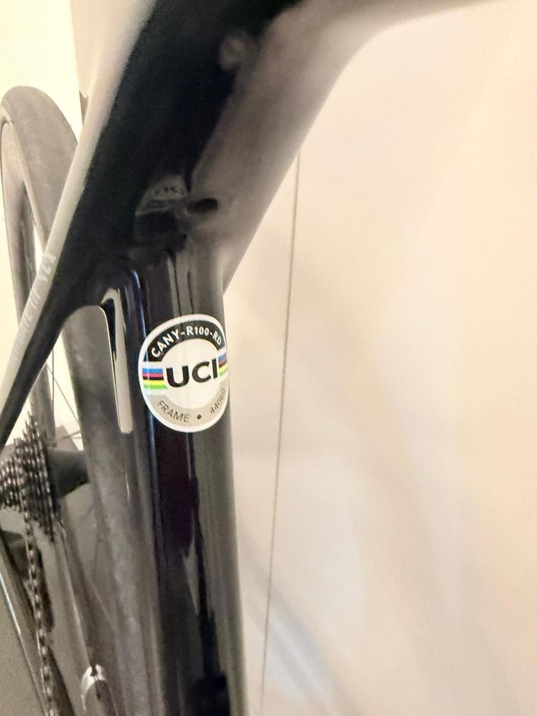 Used Canyon Ultimate CF SLX 8 Force AXS 2023 2023 Road & Gravel — image 11 of 26