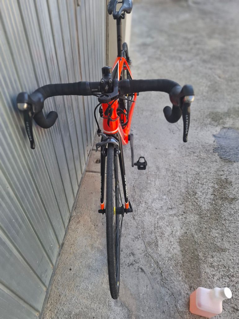 Used Specialized Tarmac SL4 Sport 2017 2017 Road & Gravel, Orange — image 5 of 7