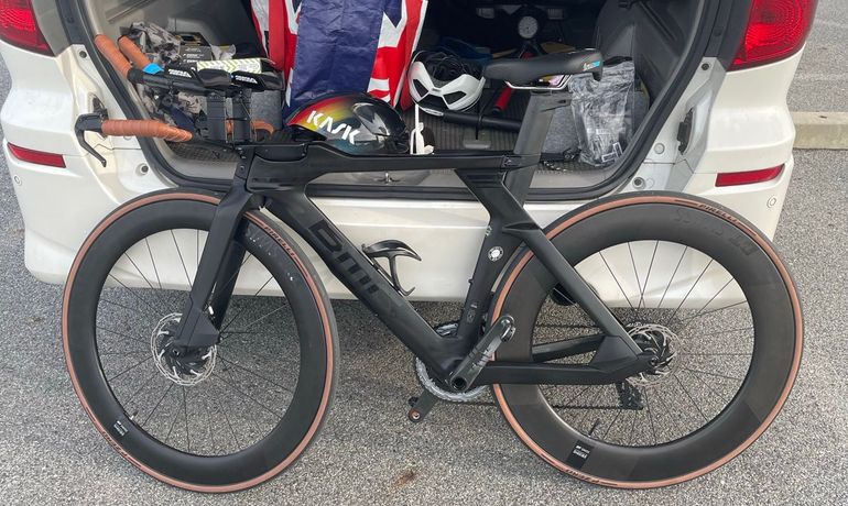 Used BMC Teammachine SRAM Force eTap AXS 2019 Road & Gravel — image 4 of 5