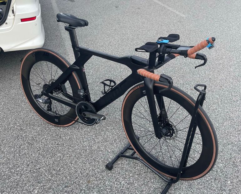 Used BMC Teammachine SRAM Force eTap AXS 2019 Road & Gravel — image 2 of 5