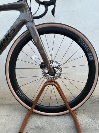 Used Specialized S-Works Roubaix SL8 Di2 2025 2025 Road & Gravel, Light Gray — image 5 of 8